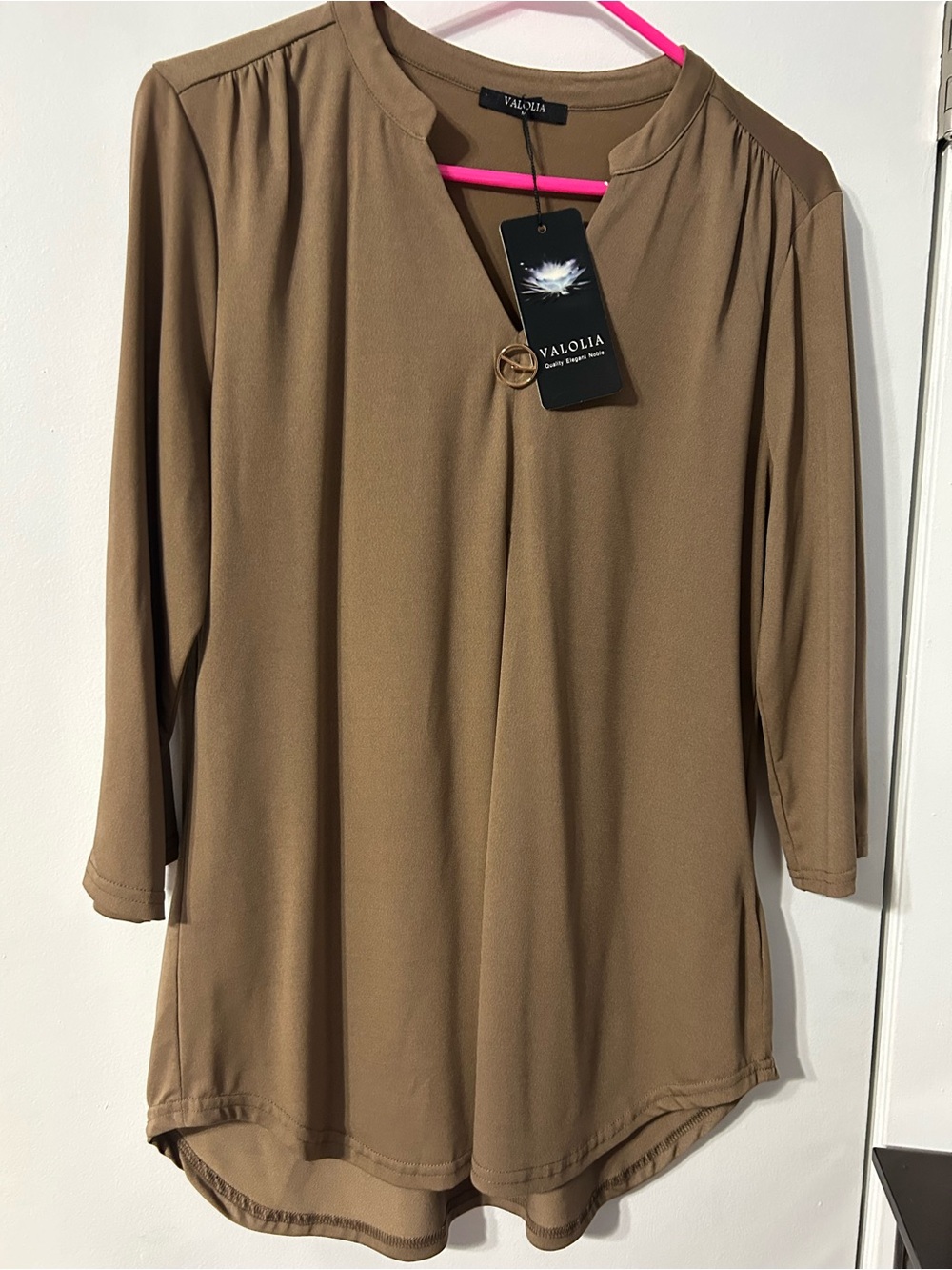 Women's Tan 3/4 -Sleeve V-Neck Tunic Top
